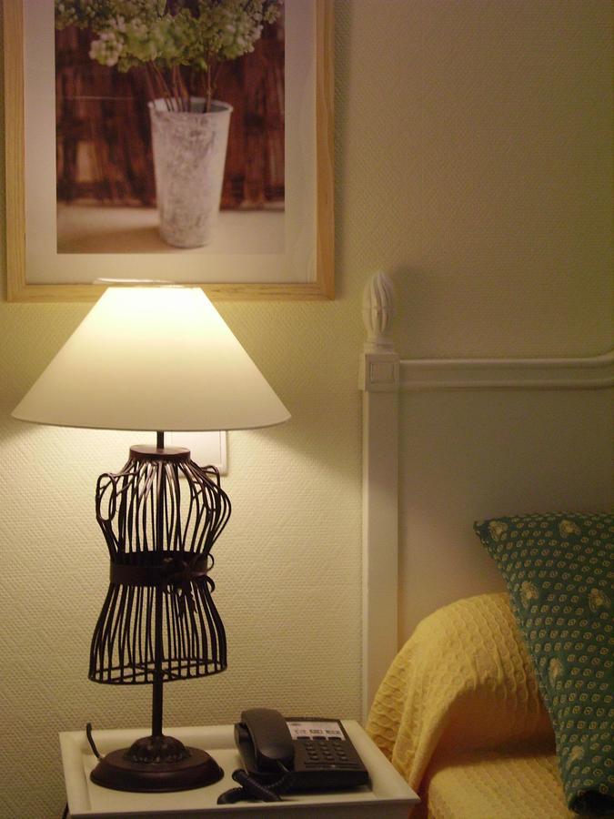 Hotel Riviera โบลิเยอ-ซูร์-แมร์ ภายนอก รูปภาพ